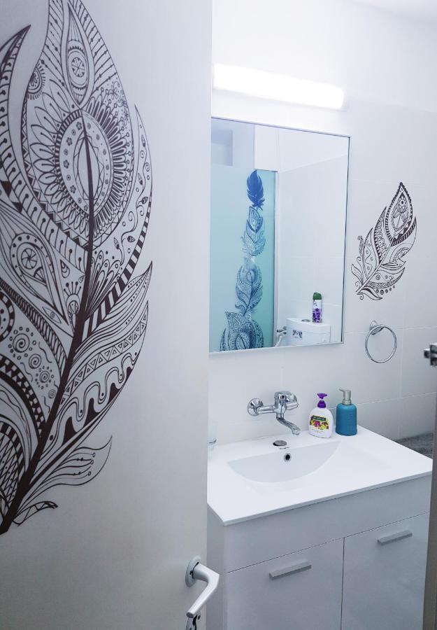 Artichoke Boutique Appartement Haifa Buitenkant foto